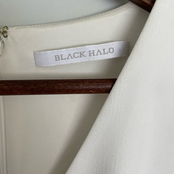 BLACK HALO KEYTON DRESS | “LILY” WHITE | SIZE 2 | Bridal Dress | REVOLVE - Picture 6 of 10